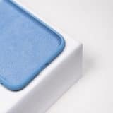 lichtblauw siliconen telefoonhoesje iPhone 11